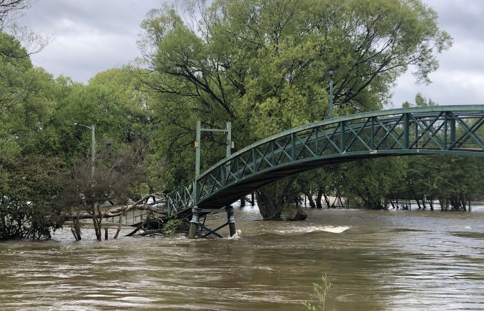 2022 Floods: Deloraine footbridge