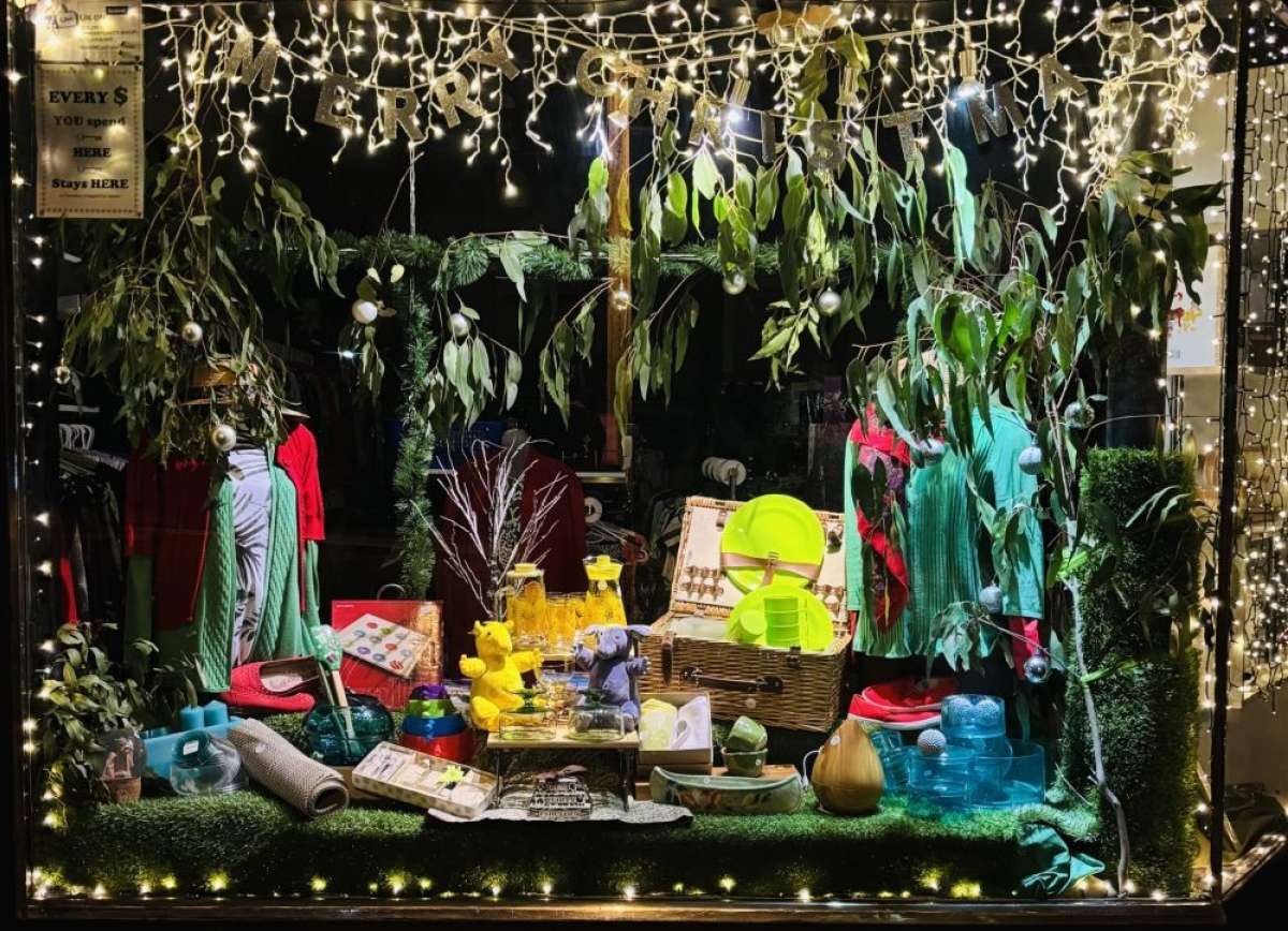 12 Golden Opportunity Shop 201692